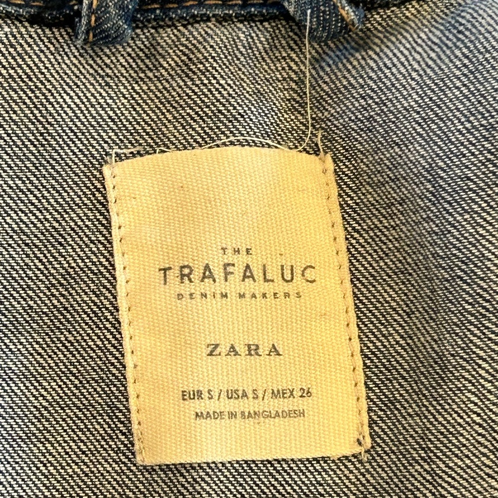 Zara The Trafaluc Oversized Distressed Denim Long Sleeve Jacket for Women - Picture 13 of 16